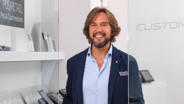 Carlo Stradi acquisisce il 100% di Custom S.p.A.